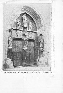 uk42869 puerta de la colegial gandia valencia  spain