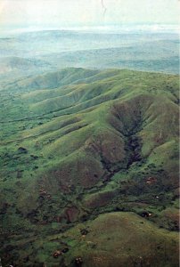 VINTAGE CONTINENTAL SIZE POSTCARD PAYSAGE MOUNTAINOUS RANGE RWANDA