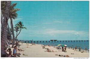 Enjoying the Sand and Sea at Sunny Pompano Beach,  Pompano Fishing Pier, Pomp...