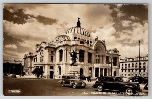 Mexico RPPC Palacio De Bella Artes Old Cars Street Scene Postcard A22