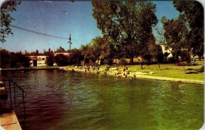 Leon, Gaunajuato Mexico  HOTEL BALNEARIO COMANJILLA Pool View ROADSIDE Postcard