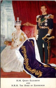 UK H.M. Queen Elizabeth and H.R.H. The Duke of Edinburgh Portrait Postcard Z7