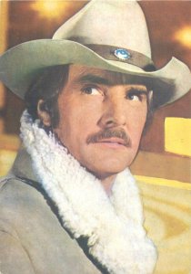 Postcard famous people actor Dennis Weaver