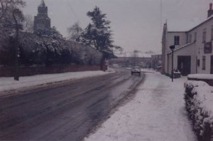 Keyworth Nottingham Road Snow Disaster Weather Christmas Photo Postcard