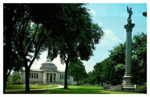 Postcard MONUMENT SCENE Kenosha Wisconsin WI AS4361