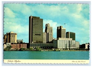Vintage Toledo Skyline, Ohio. Postcard 7XE