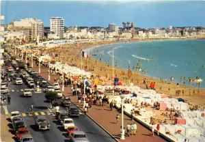 BR25414 Les sables D Olonne le remblai et la plage 2 scans france