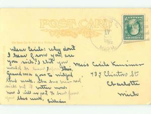 Pre-Linen comic signed YELLING MAN CARRYING NEWSPAPER J3796