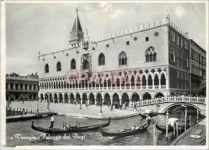 Modern Postcard Venezia Palazzo dei Dogi Charter