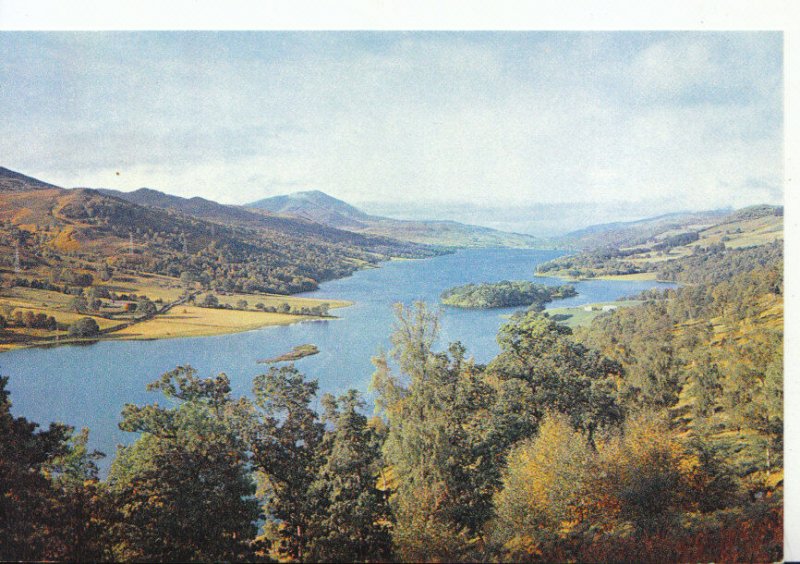 Scotland Postcard - Loch Tummel - [The Queen's View] - Perthshire - Ref ZZ5762