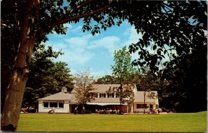 Vtg Williamstown MA Taconic Golf Club House In Berkshire Hills 1950s Postcard