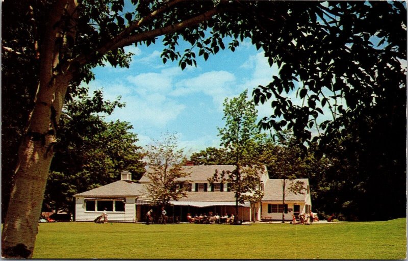 Vtg Williamstown MA Taconic Golf Club House In Berkshire Hills 1950s Postcard