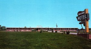 1960s MURFREESBORO TN SUNDOWN MOTEL U.S. 231 BEAUTYREST MATTRESS POSTCARD P1130