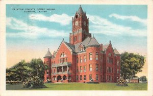 CLINTON, Iowa IA    CLINTON COUNTY COURT HOUSE    Postmarked 1952  Postcard