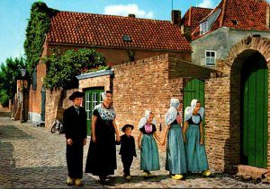 Netherlands Zeeland Kledertrachten Locals In Traditional Costume