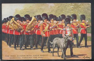 Military Postcard - The Irish Guards With Their Mascot Marching RS14472