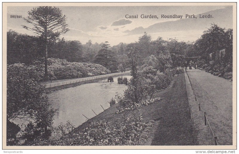 LEEDS , England , 00-10s ; Canal Garden , Roundhay Park