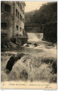 CPA THIERS Cascade du Creux de l'Enfer (721777)