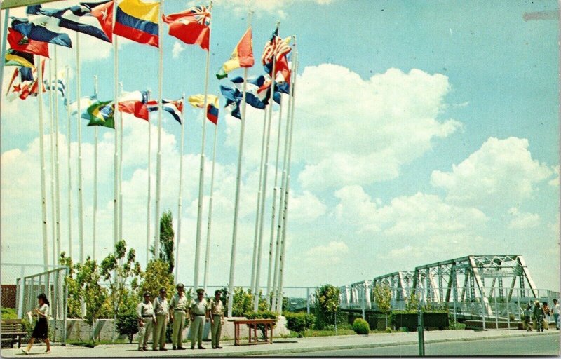 International Bridge Piedras Negras Coahuila Mexico Flags UN VTG Postcard UNP 