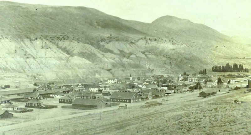 Circa 1905-10 RPPC Bird's Eye view Ashcroft, BC B. Norton Real Photo Postcard F1