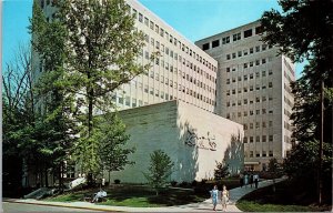 VINTAGE POSTCARD BALLANTINE HALL AT INDIANA UNIVERSITY BLLOMINGTON 1960s