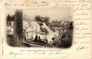 CPA SEDAN - Ruines des fortifications a travers la bréche (350665)