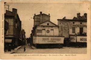 CPA CADILLAC-sur-GARONNE un coin de la Place-Rue de l'Oeuille (336304)