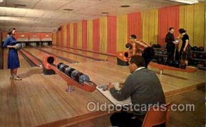 Bowling Homowack Hotel Spring Glen Sullivan County New York USA 1969 