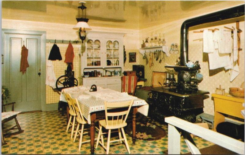 Kitchen Woodside National Historic Park Kitchener Ontario ON Unused Postcard E21