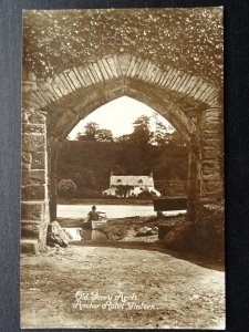 Monmouthshire TINTERN The Old Ferry Arch & Anchor Hotel - Old RP Postcard