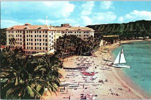 Postcard HOTEL SCENE Waikiki Hawaii HI AI9724