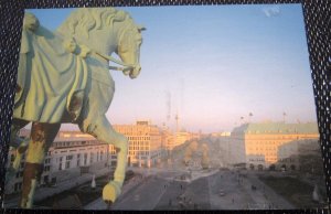 Germany Berlin Quariga Blick Unter der Linden - posted 2006