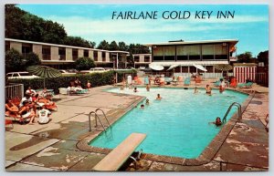 Fairlane Gold Key Inn Dearborn Michigan Cocktail Lounge & Heated Pool Postcard