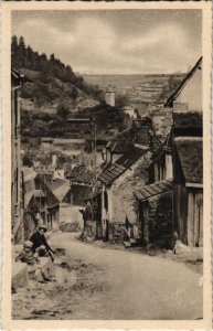 CPA Aubusson Vieille Rue et Tour de l'Horloge FRANCE (1050078)