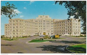 Hospital , SASKATOON , Saskatchewan , Canada , 50-60s