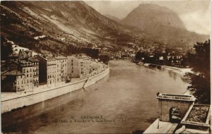 CPA GRENOBLE Les Quais La Tronche et le St-Eynard (685746)