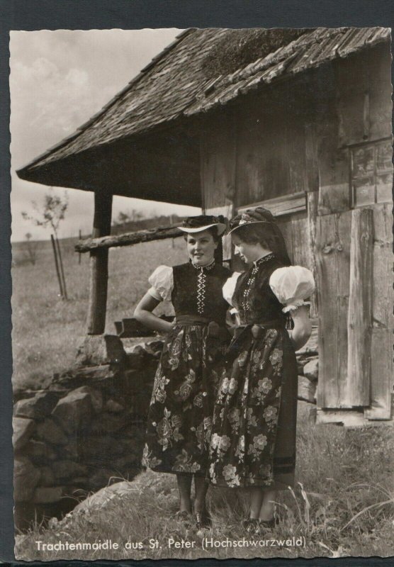 Germany Postcard - Trachtenmaidle Aus St.Peter (Hochschwarzwald)    T8638