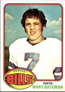 1976 Topps Football Card Marv Bateman Buffalo Bills sk4253