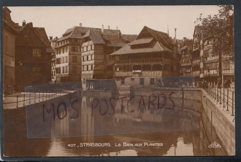 France Postcard - Strasbourg - Le Bain Aux Plantes    RS17596