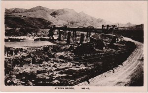 PC PAKISTAN, ATTOCK BRIDGE, Vintage REAL PHOTO Postcard (b43367)