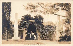 Mt Vernon VA 3210 Washington Tomb VA, Postcard