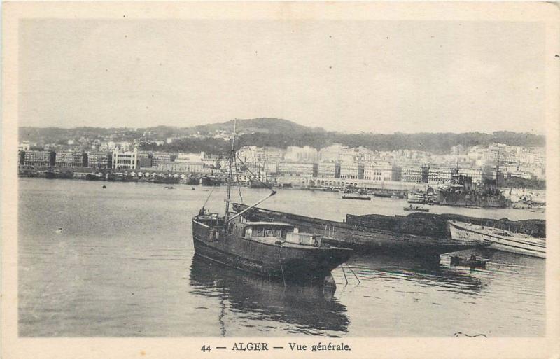 CPA Algeria Alger general view bateaux boats