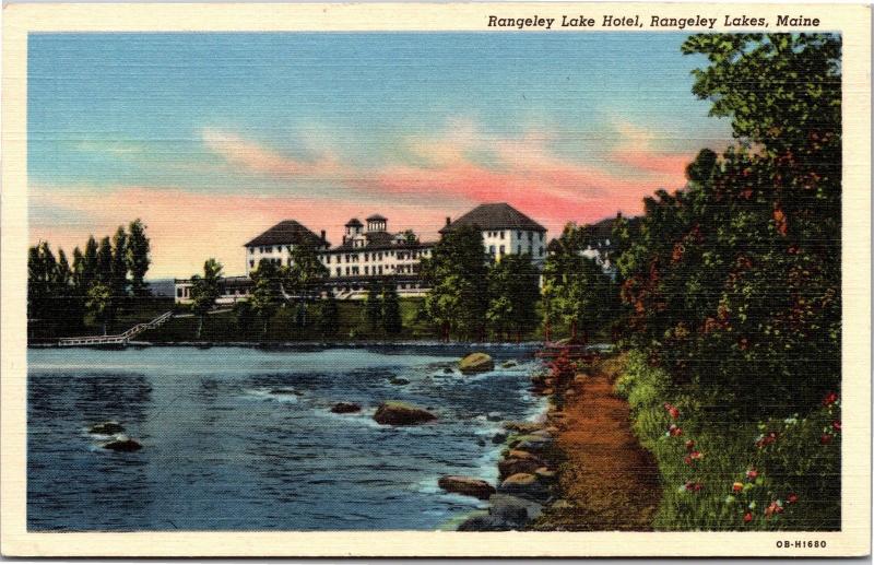 Rangeley Lake Hotel, Rangeley Lakes, Maine Vintage Postcard H17