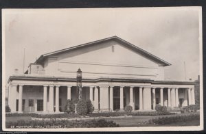 Leicestershire Postcard - De Montfort Hall, Leicester   RT36