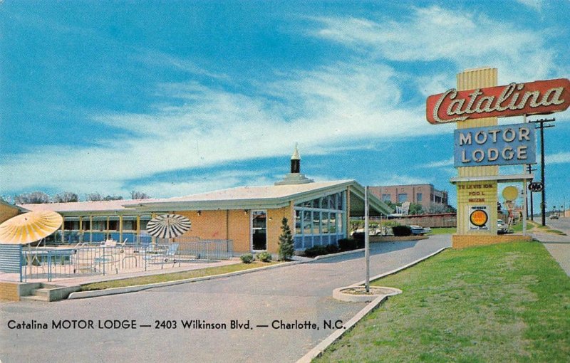 CATALINA MOTOR LODGE Charlotte, NC HOWARD JOHNSON'S Roadside 1960s Postcard