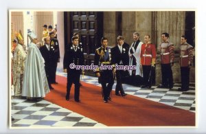 r2514 - Bridegroom Prince Charles, enters the Cathedral before Wedding- postcard