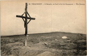 CPA Thiaumont-L'Ossuaire au fond le fort de Douaumont (187889)