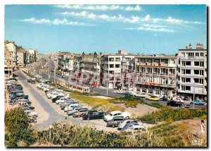 Modern Postcard Wenduine Boulevard Leopold II