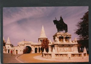 Hungary Postcard - Budapest - Fishermen's Bastion - Statue of St Stephen  T3654