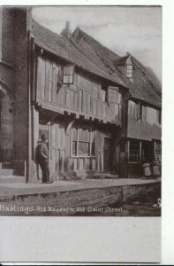 Sussex Postcard - Hastings - Old Houses in Old Saint Street - Ref 10744A